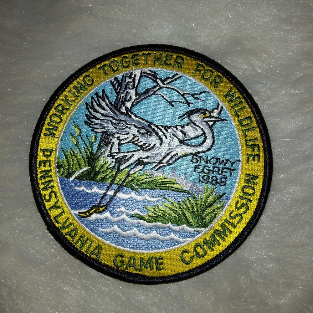 VINTAGE EMBROIDERED PATCH Pennsylvania Game Commission 1988 Snowy Egret